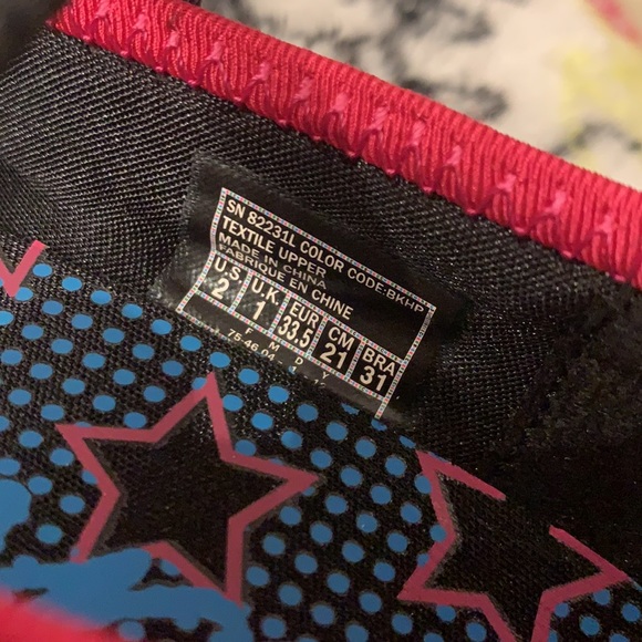 Sketchers new girl shoes - Picture 5 of 5